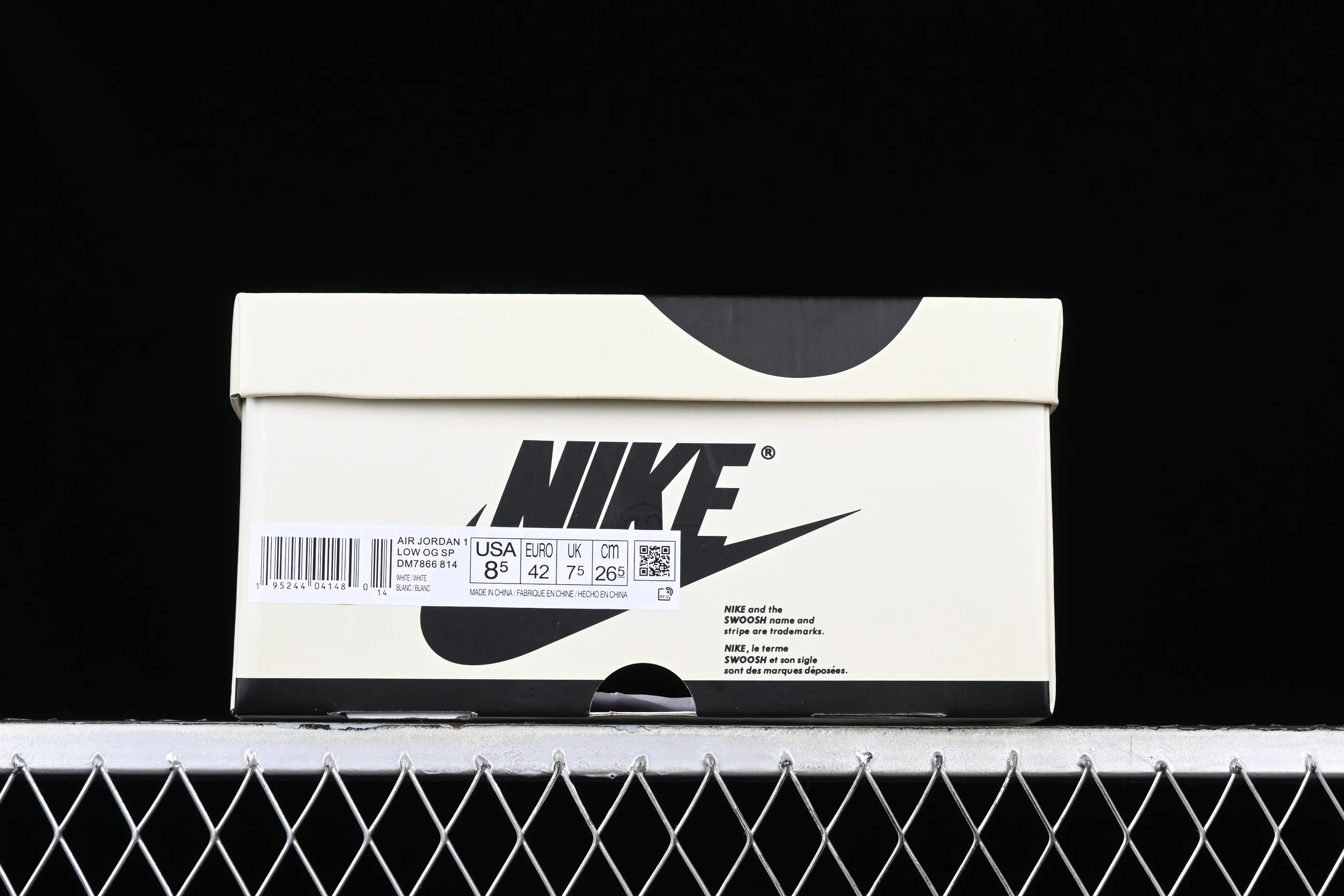 All categories Air Jordan Jordan series basketball shoes Air Jordan 1 Low Travis Scott x Air Jordan 1 Low OG AJ1 Joe 1 joint overhead hook DM7866-814